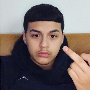 Meet your Posher, Adrian